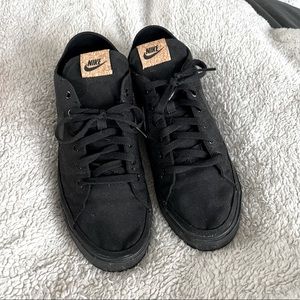 Nike Court Legacy Canvas Shoes - 11